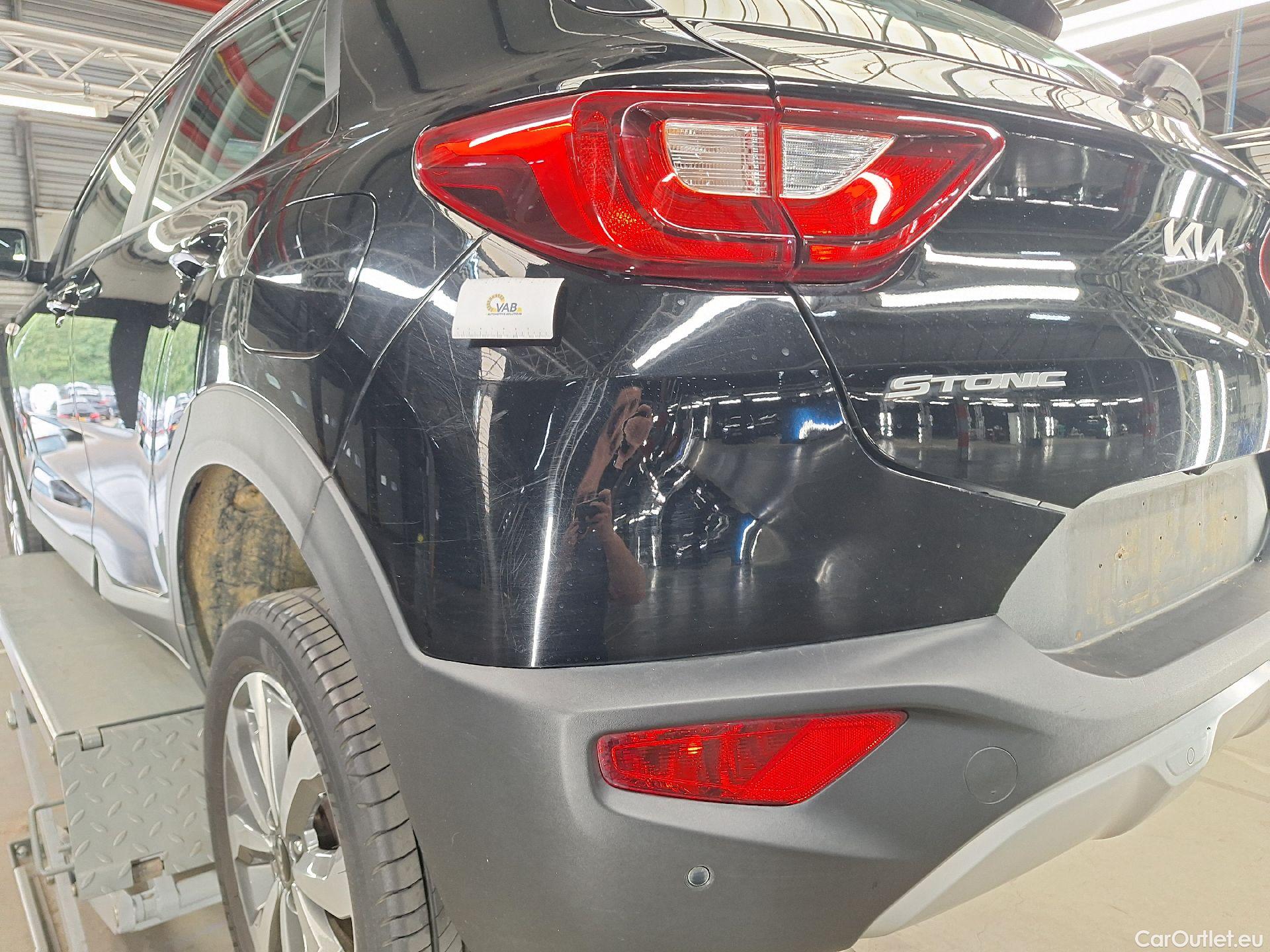  KIA  STONIC Kia,  FL'20,  1.0 74kW MHEV Busin.Li. #24