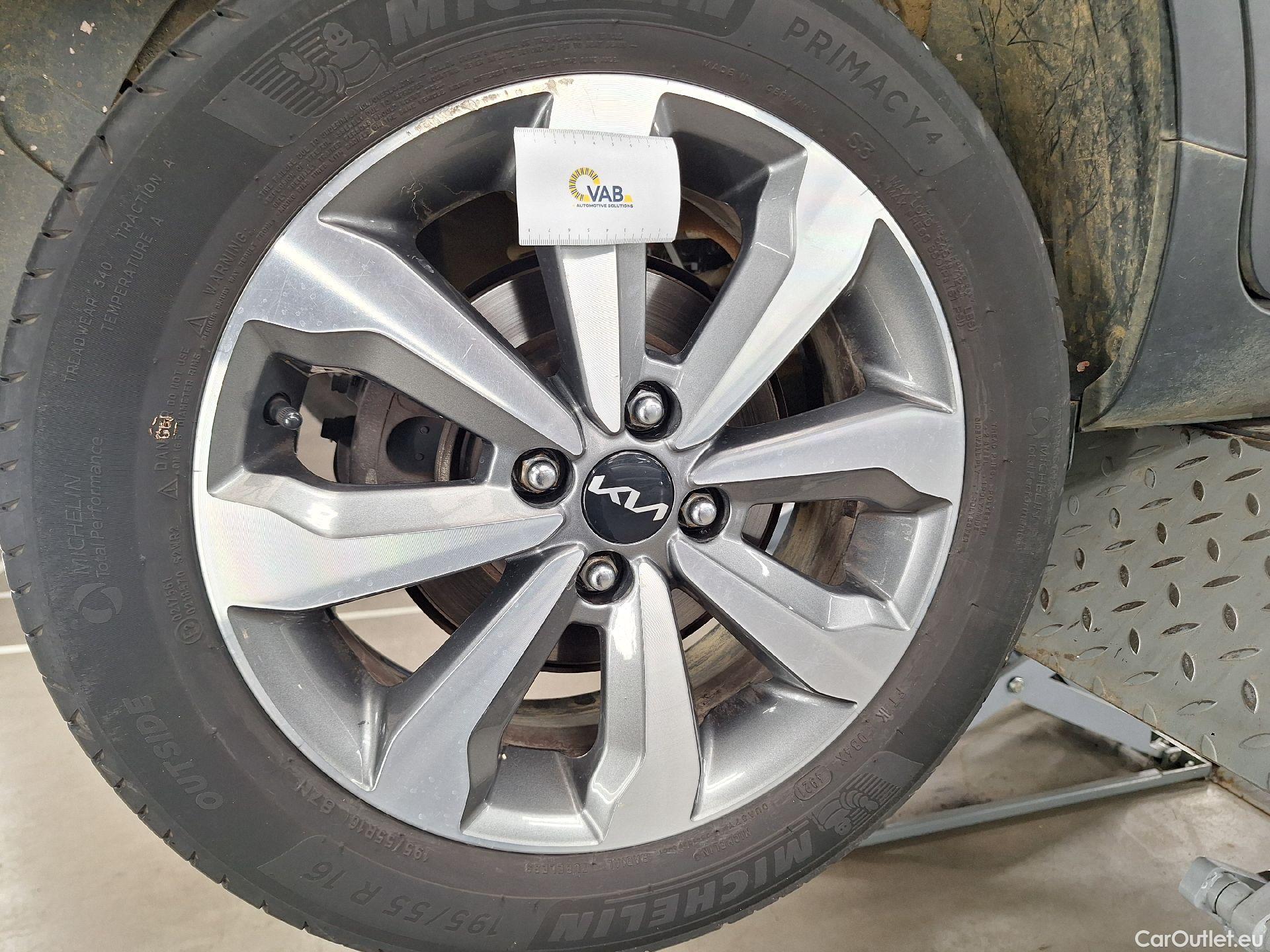  KIA  STONIC Kia,  FL'20,  1.0 74kW MHEV Busin.Li. #46