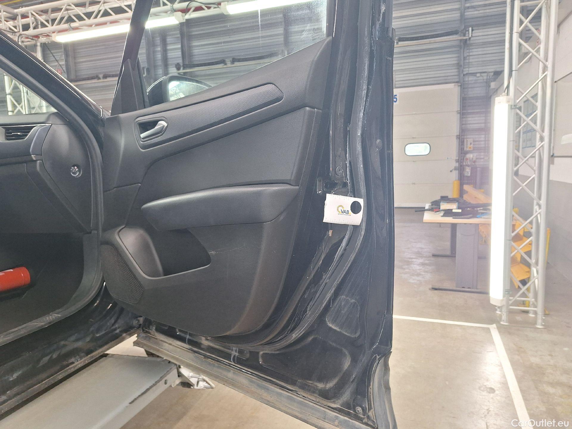  Renault  Arkana Renault,  '21, Renault  TCe 140 EDC Corporate Edition 5d #91