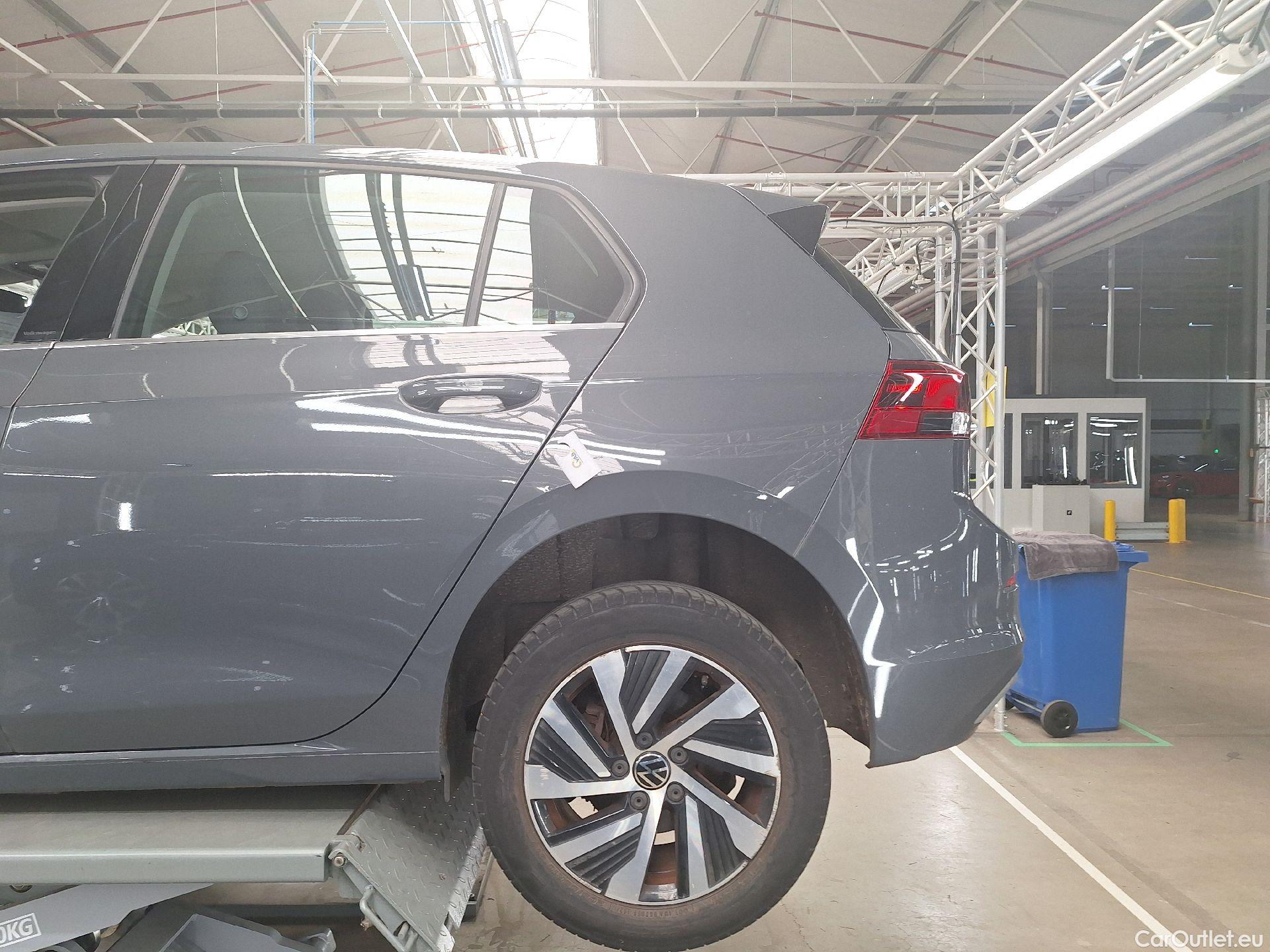  Volkswagen  Golf  VW, VIII '20 PHEV, 1.4eHyb.150 Style DSG 5d #3