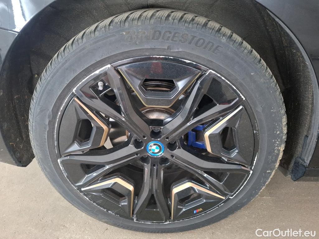  Bmw  iX Série  50 xDrive 111kWh BVA #11