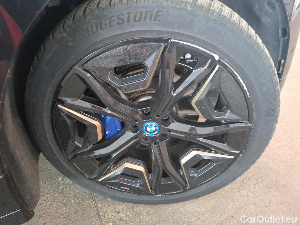  Bmw  iX Série  50 xDrive 111kWh BVA #24