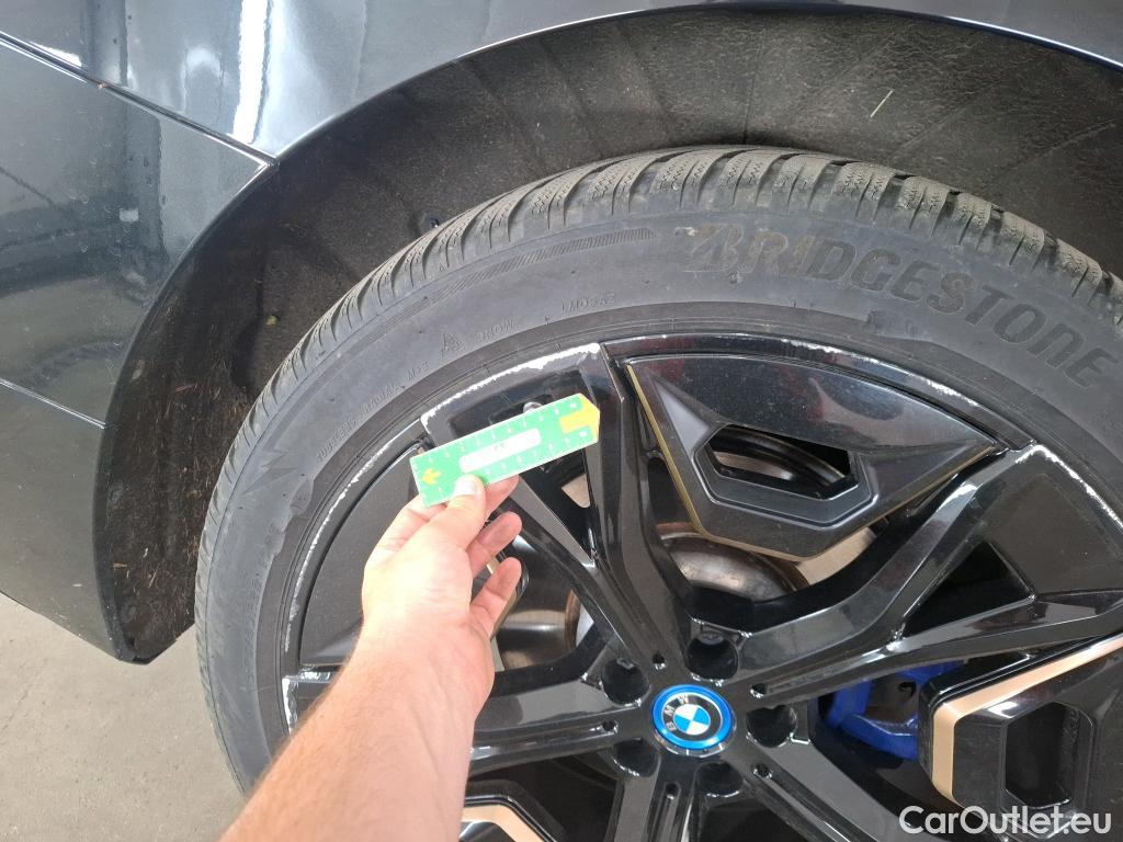  Bmw  iX Série  50 xDrive 111kWh BVA #22