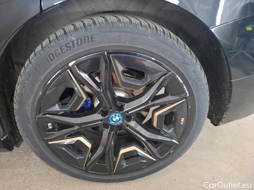  Bmw  iX Série  50 xDrive 111kWh BVA #13