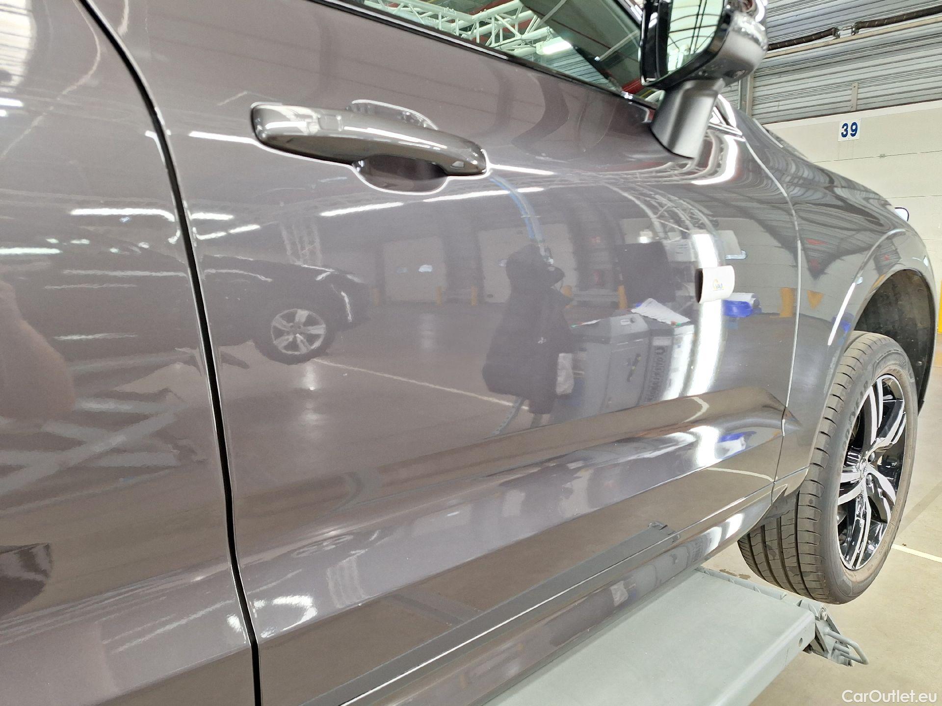  Volvo  XC60 Volvo,  FL'21 PHEV, Volvo  T6 PHEV 4x4 R-Design Aut. 5d #38