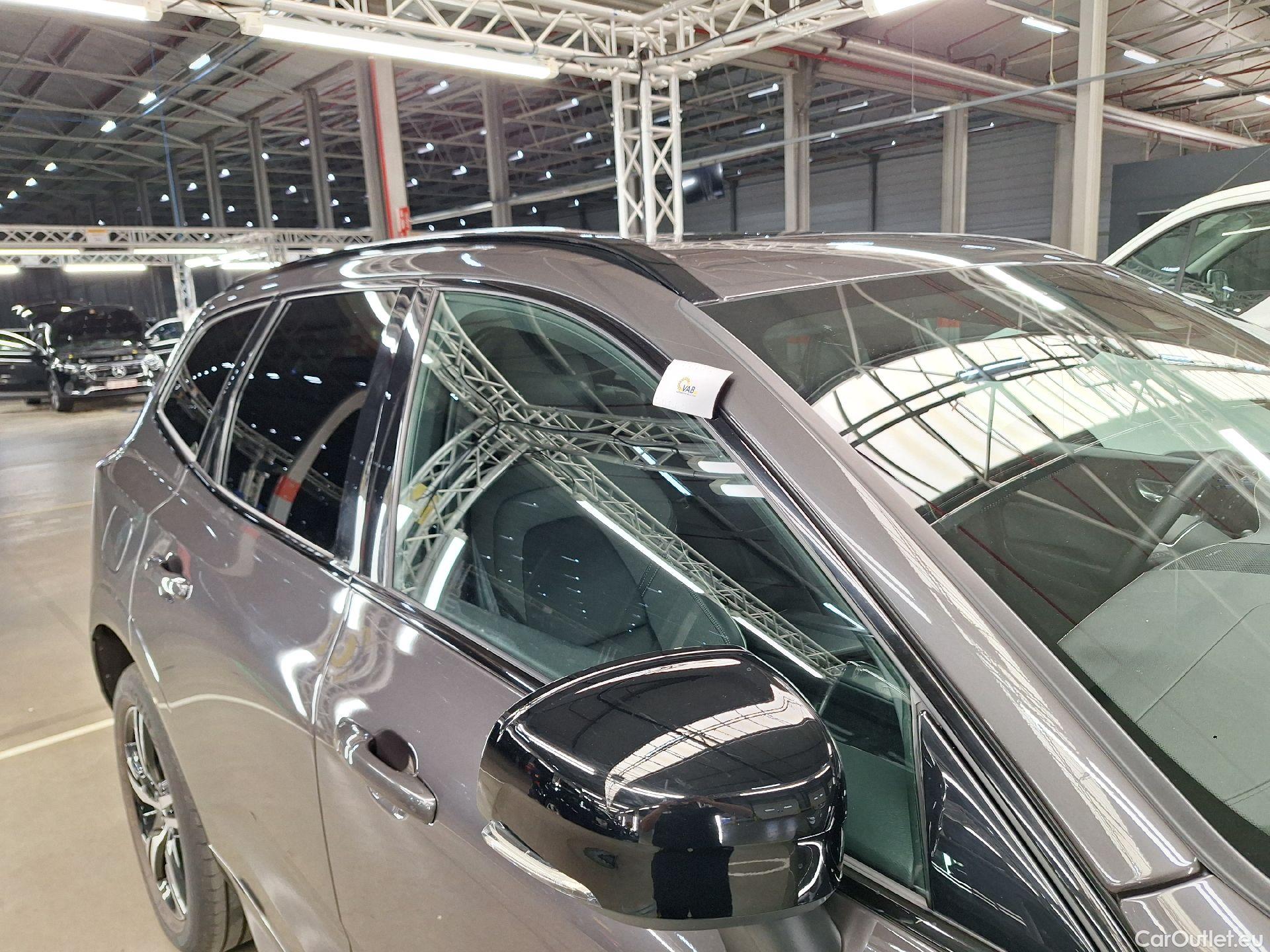  Volvo  XC60 Volvo,  FL'21 PHEV, Volvo  T6 PHEV 4x4 R-Design Aut. 5d #34
