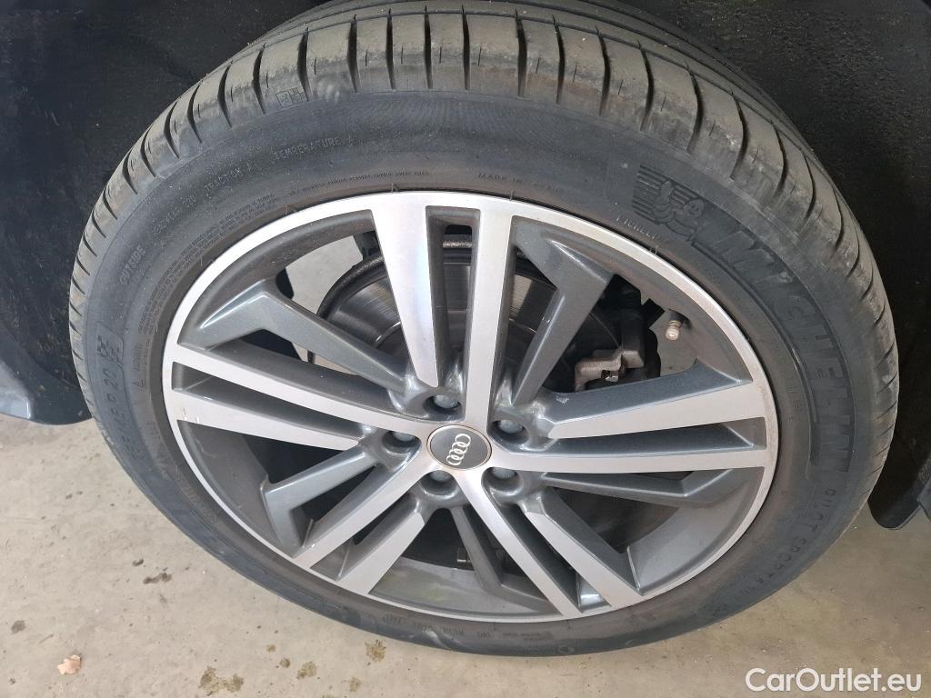  Audi  Q5 AUDI  / 2018 / 5P / SUV 55 TFSI e 367 QTT S TRONIC 7 S LINE #19