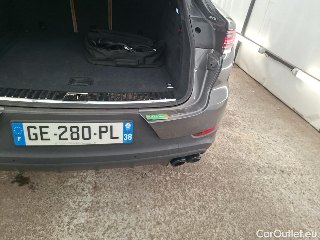  Porsche  Cayenne PORSCHE  Coupé / 2019 / 5P / SUV  E-Hybrid Coupé #31