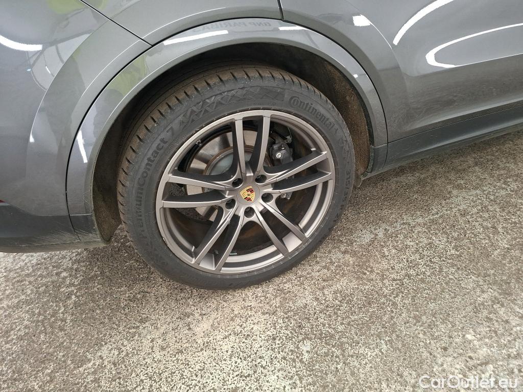  Porsche  Cayenne PORSCHE  Coupé / 2019 / 5P / SUV  E-Hybrid Coupé #11
