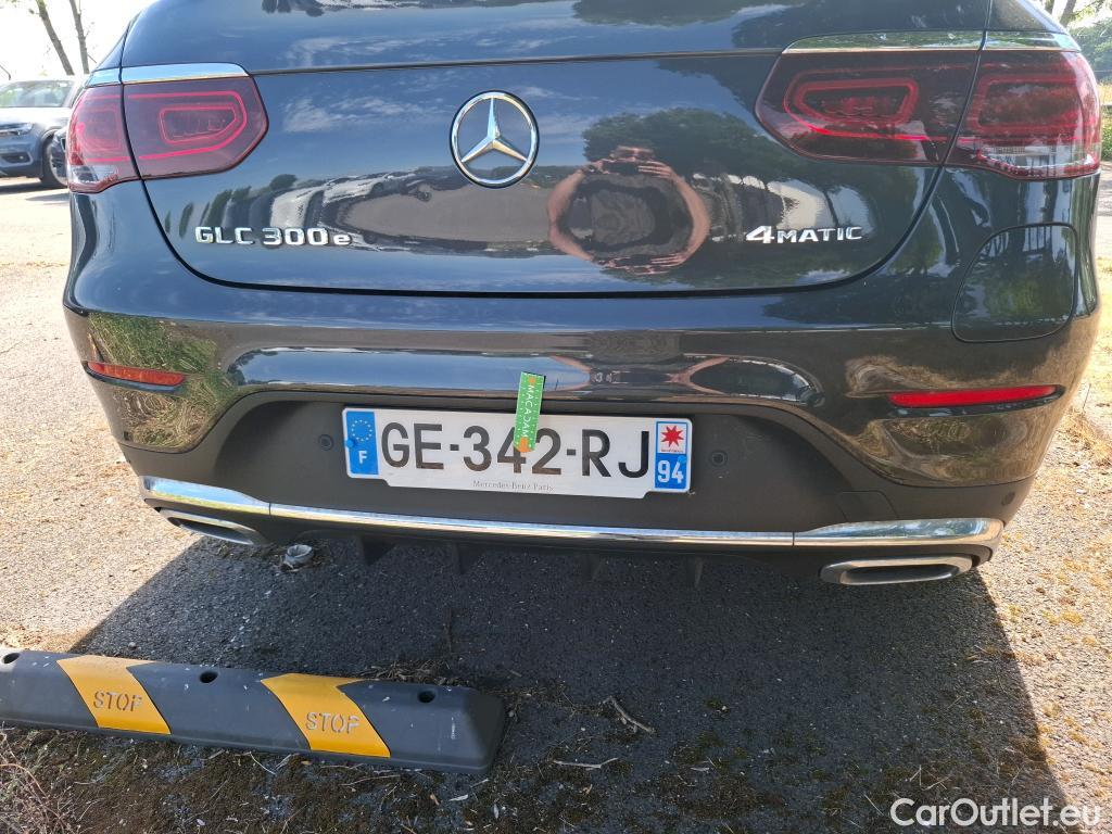  Mercedes  G-Klasee MERCEDES-BENZ GLC Coupe / 2019 / 5P / Coupé 2.0 GLC 300 E AMG LINE 4MATIC #3