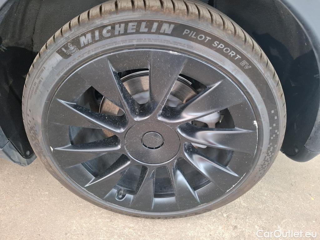  Tesla  Model Y TESLA  / 2021 / 5P / SUV RWD #16