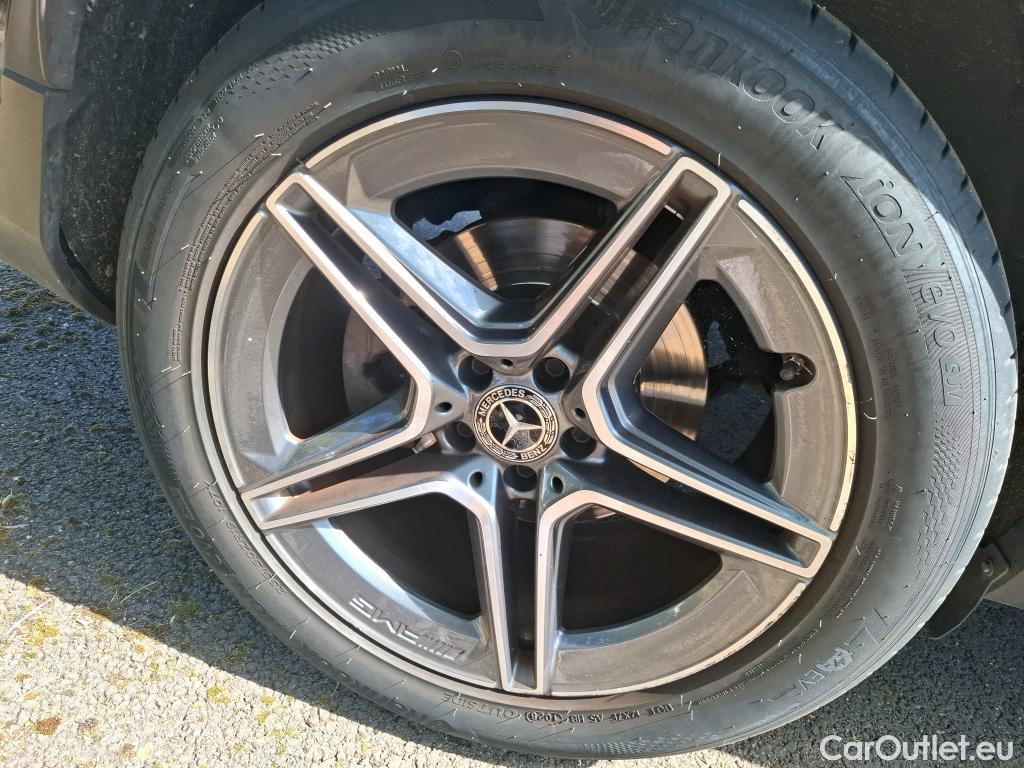  Mercedes  G-Klasee MERCEDES-BENZ GLC Coupe / 2019 / 5P / Coupé 2.0 GLC 300 E AMG LINE 4MATIC #21