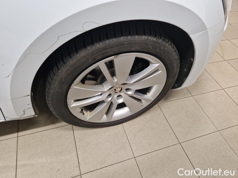  Skoda  Superb  Combi (3V5)(2015) Sup.C.1.5TSI 150 Joy  AT #2