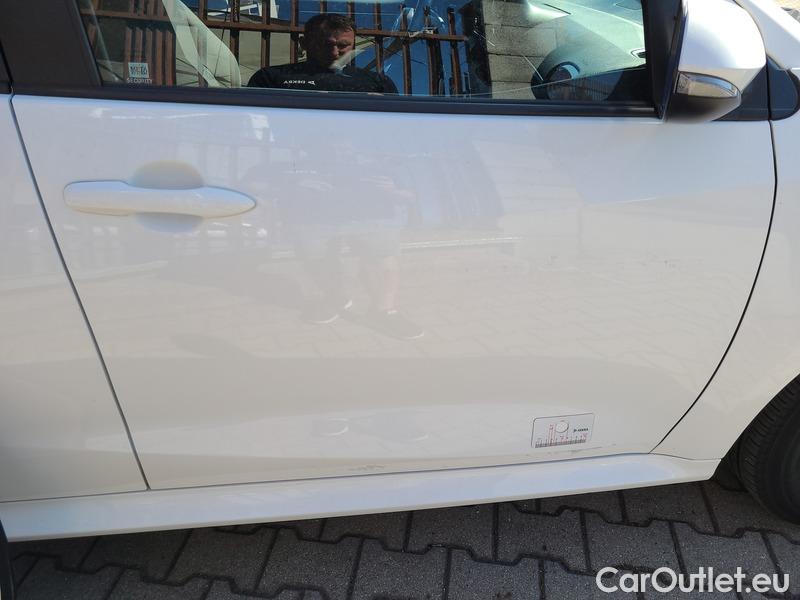  Toyota  Yaris  (XP21) (2020)  1.5DF 125 Comfort #6