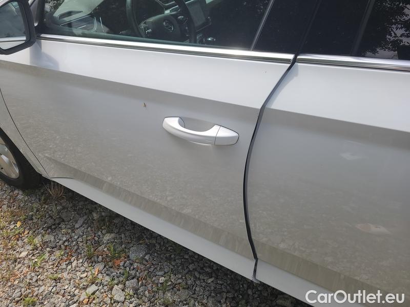  Skoda  Superb  (3V3)(2015) Sup.FL 2.0TDI 200 Ambition AT #3