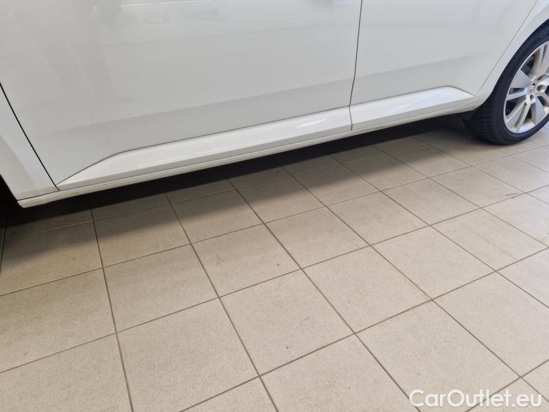  Skoda  Superb  Combi (3V5)(2015) Sup.C.1.5TSI 150 Joy  AT #12