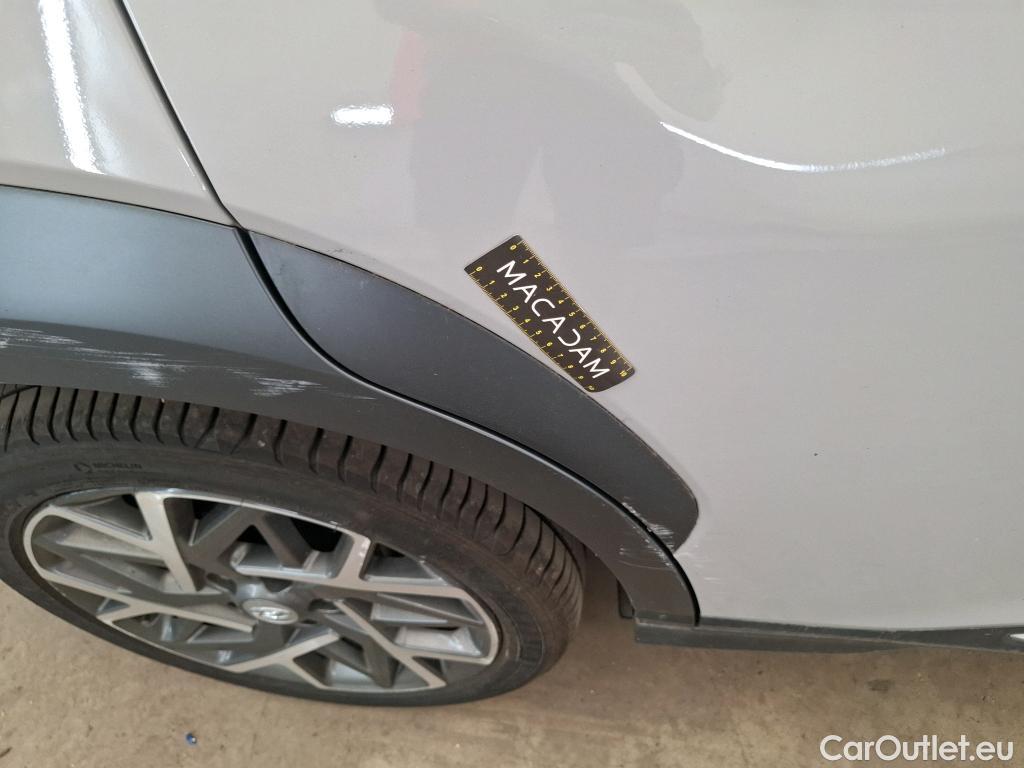 Hyundai  kona  Creative Hybrid 2WD 1.6 GDI 140CV BVA6 E6d #75