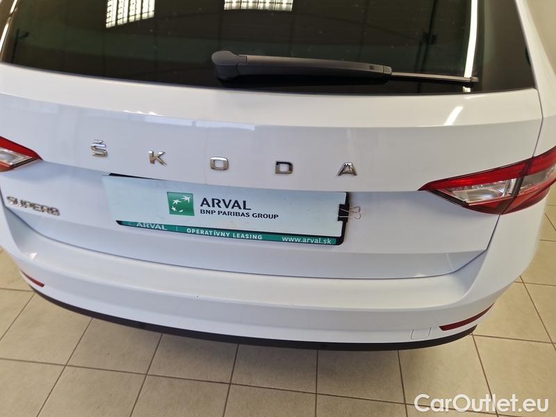  Skoda  Superb  Combi (3V5)(2015) Sup.C.1.5TSI 150 Joy  AT #7