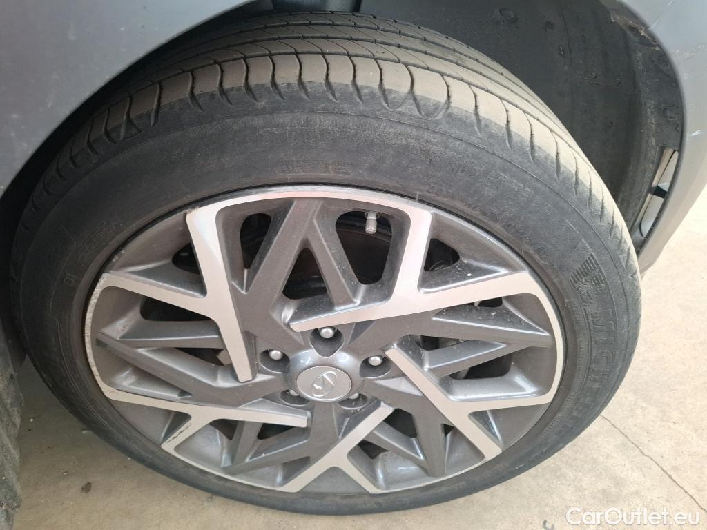  Hyundai  kona  Creative Hybrid 2WD 1.6 GDI 140CV BVA6 E6d #14