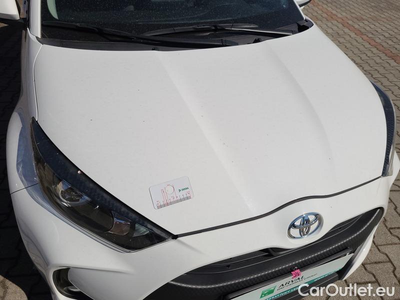  Toyota  Yaris  (XP21) (2020)  1.5DF 125 Comfort #2