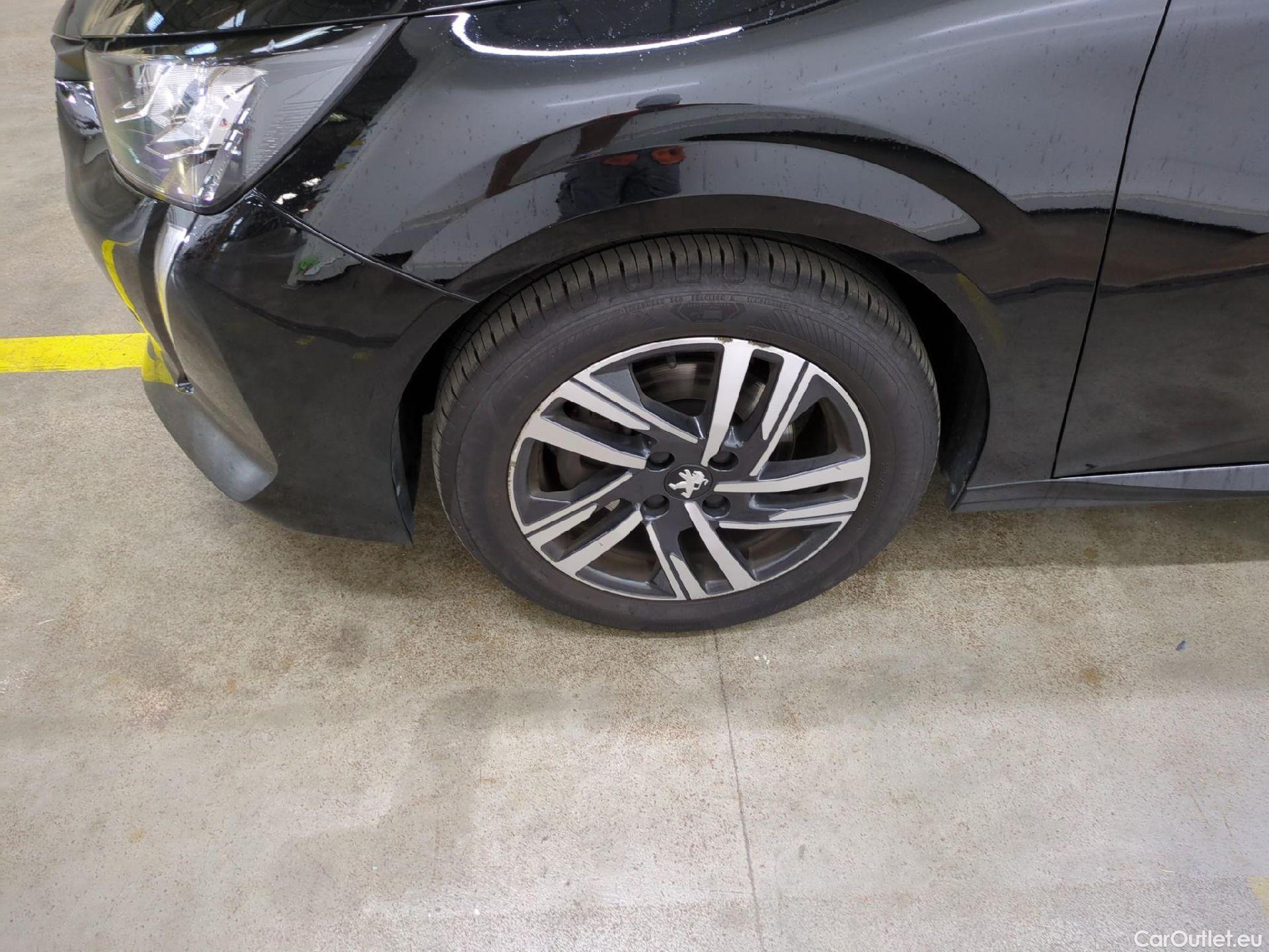  Peugeot  208  Allure Pack 1.2 PureTech 100CV BVM6 E6d #6