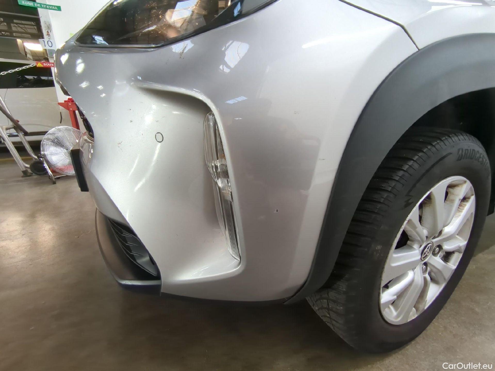  Toyota  Yaris Cross  Hybride / 2021 / 5P / SUV 1.5 HYBRID 116H DYNAMIC BUSINESS BEY  #19