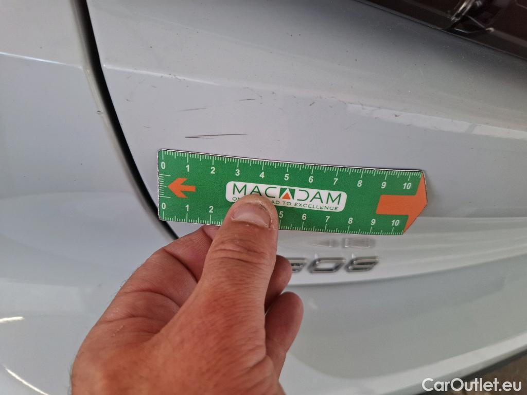  Peugeot  308 PEUGEOT  / 2021 / 5P / Berline PHEV 180 E-EAT8 ACTIVE PACK #39