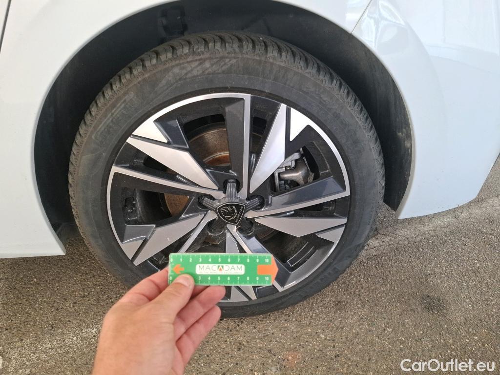  Peugeot  308 PEUGEOT  / 2021 / 5P / Berline PHEV 180 E-EAT8 ACTIVE PACK #36
