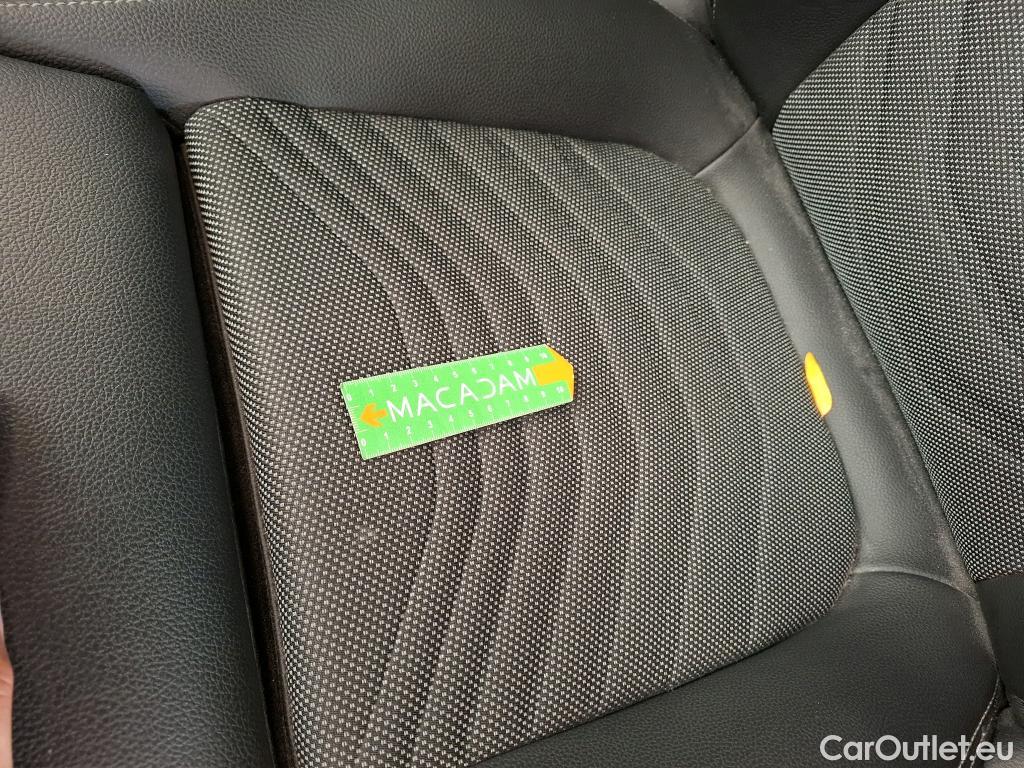  Mercedes  A-Klasse MERCEDES-BENZ Classe A Compact / 2018 / 5P / Berline A 250 e Business Line 8G-DCT #23
