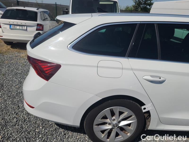  Skoda  Octavia  Combi (NX3)(2020) Oct.Com.1.5 e-TEC 110 Style AT #10
