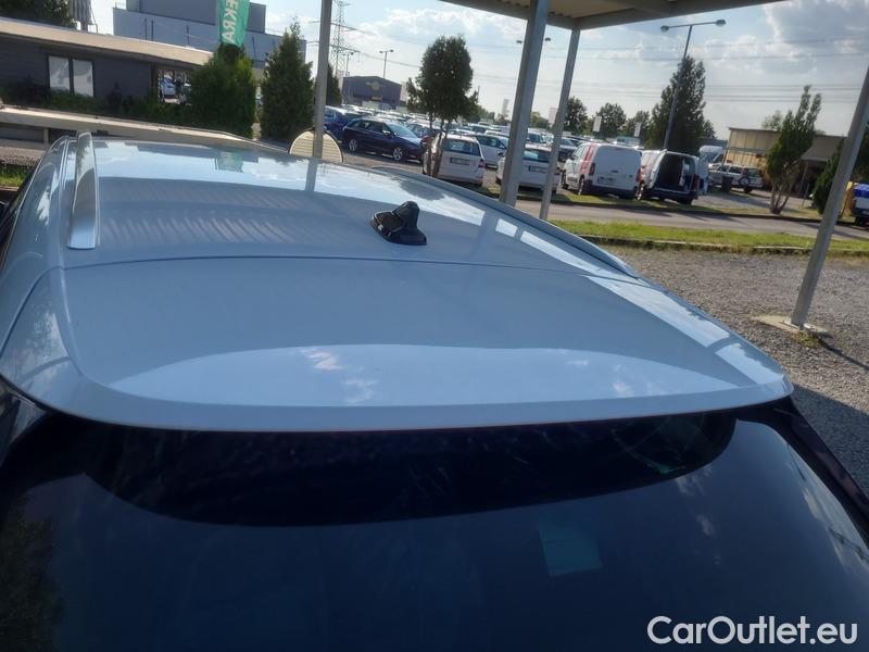  Skoda  Octavia  Combi (NX3)(2020) Oct.C.2.0TDI 110 4x4 Style AT #21