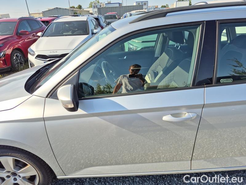  Skoda  Fabia  (PJ3) (2021)  Com.1.0TSI 70 Ambition #4