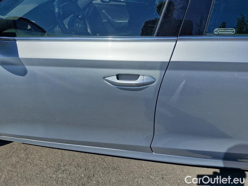  Skoda  Octavia  Lim. (NX3)(2020)  2.0TDI 85 Style 5d #8