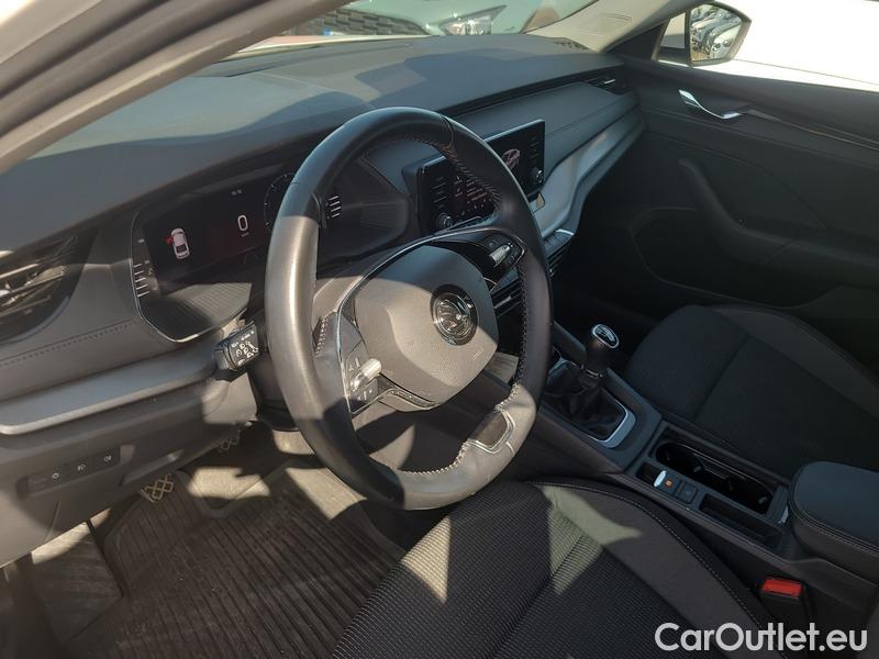  Skoda  Octavia  Lim. (NX3)(2020)  2.0TDI 85 Ambition 5d #11