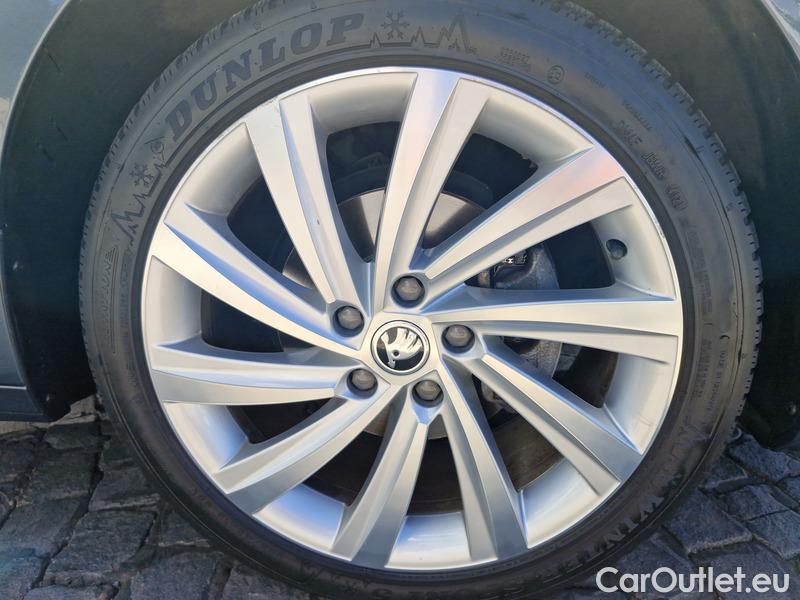  Skoda  Octavia  Lim. (NX3)(2020) Oct. 2.0TDI 110 Style AT 5d #16
