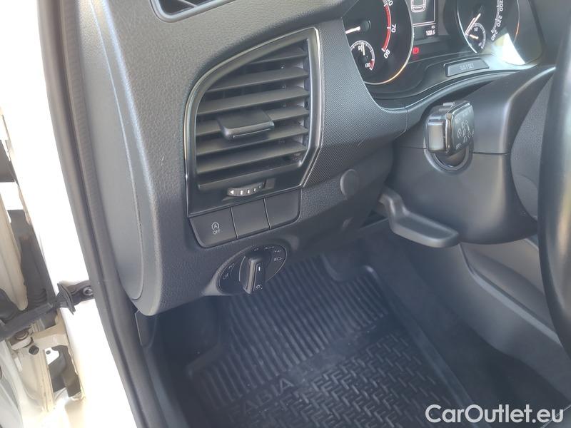  Skoda  Fabia  Combi (2015) Com.1.0TSI 70 Ambition 5d #11