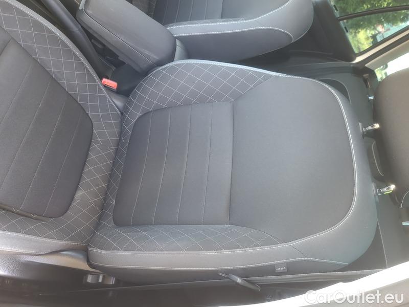 Skoda  Fabia  Combi (2015) Com.1.0TSI 70 Ambition 5d #10