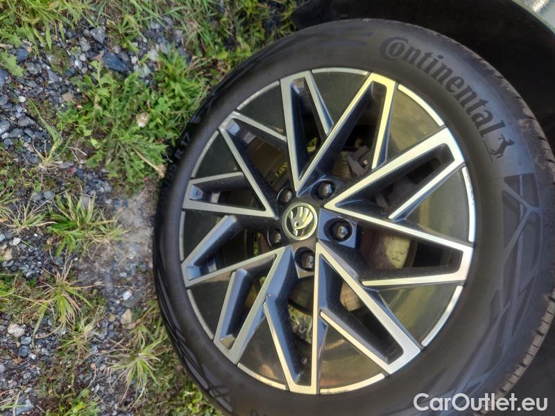  Skoda  Octavia  Lim. (NX3)(2020)  1.5e-TEC 110 Style AT #7