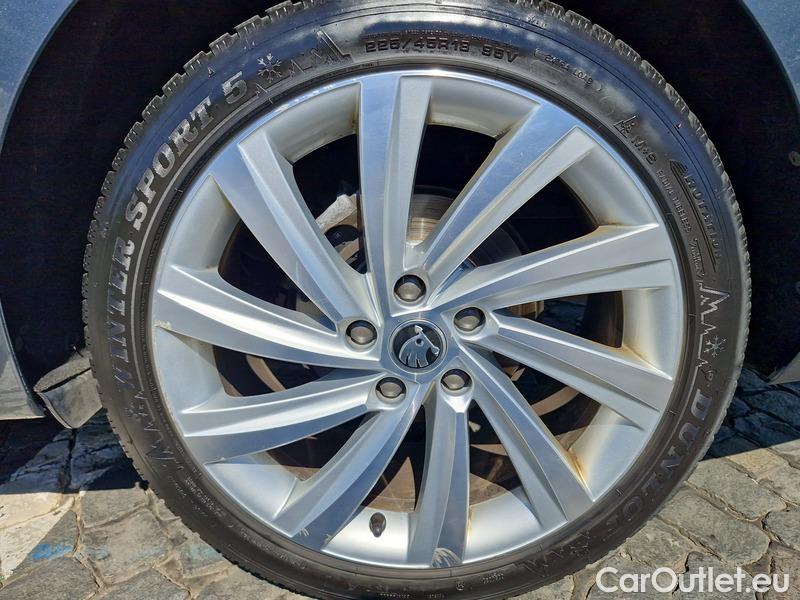  Skoda  Octavia  Lim. (NX3)(2020) Oct. 2.0TDI 110 Style AT 5d #6