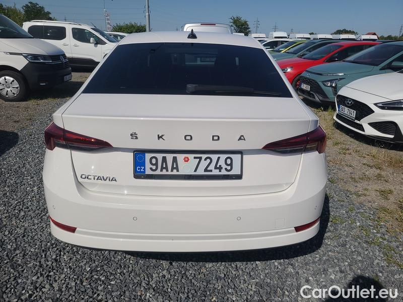  Skoda  Octavia  Lim. (NX3)(2020)  2.0TDI 85 Ambition 5d #15