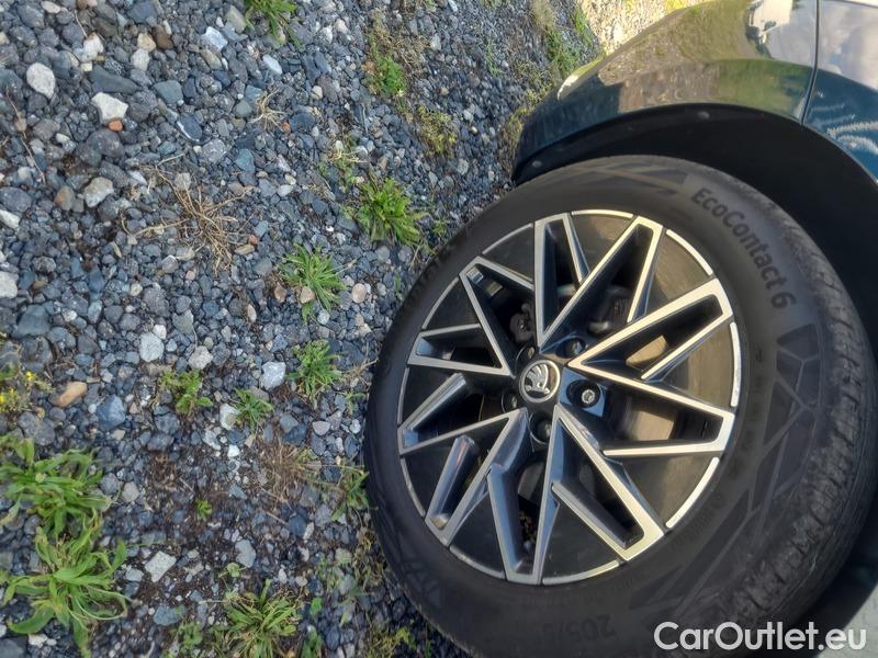  Skoda  Octavia  Lim. (NX3)(2020)  1.5e-TEC 110 Style AT #2
