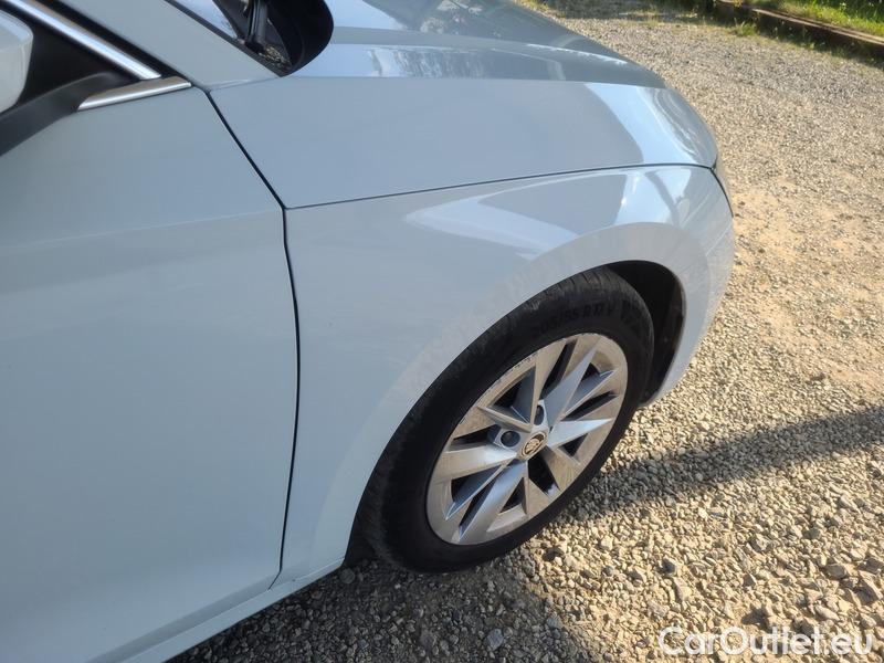  Skoda  Octavia  Combi (NX3)(2020) Oct.C.2.0TDI 110 4x4 Style AT #19