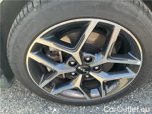  KIA  Cee'd Ceed 1.5 T-GDI 118 Top AT #17