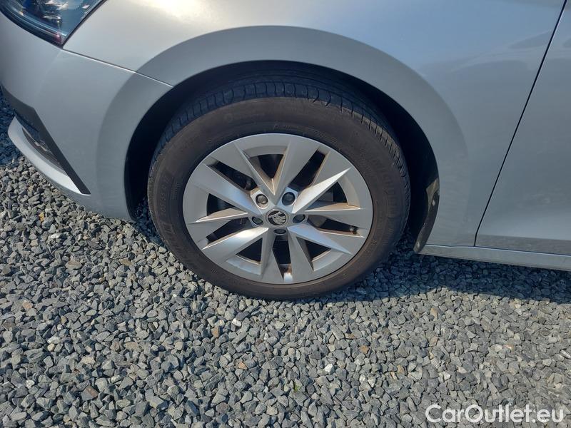  Skoda  Octavia  Combi (NX3)(2020) Oct.Combi 2.0TDI 110 Style #16