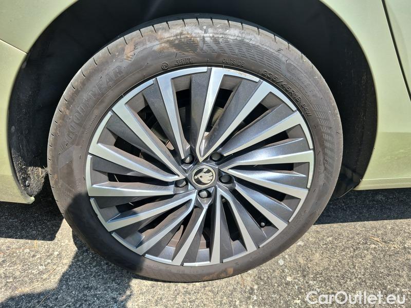  Skoda  Superb  (3V3)(2015) Sup.Com 2.0TDI 110 L&K AT #9