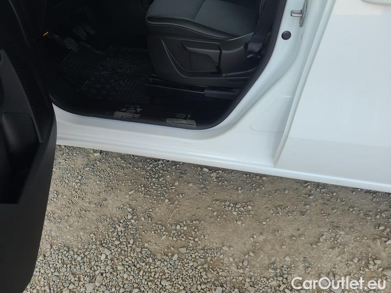  Renault  Kangoo  III (03.2021->)  1.3TCe 100 Equilibre 5d #4