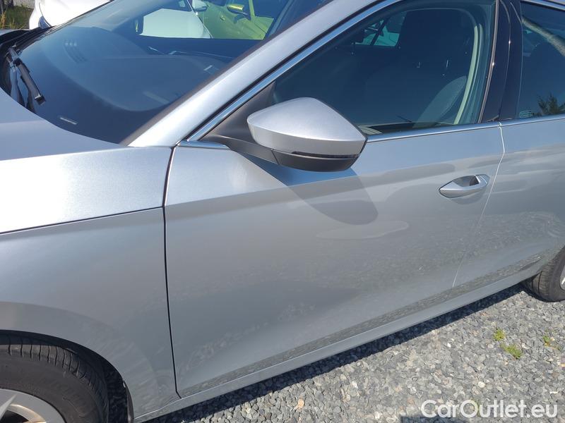  Skoda  Octavia  Combi (NX3)(2020) Oct.Combi 2.0TDI 110 Style #1
