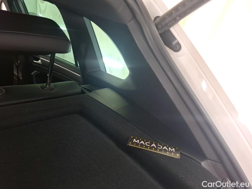  Volkswagen  Tiguan VOLKSWAGEN  / 2020 / 5P / SUV 1.4 eHybrid 245 DSG6 R-Line #11