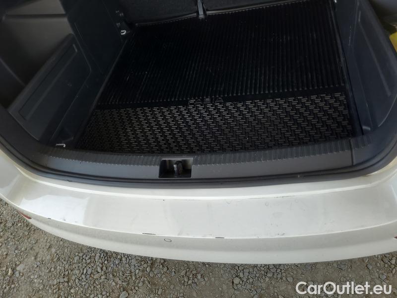  Skoda  Fabia  Combi (2015) Com.1.0TSI 70 Ambition 5d #16