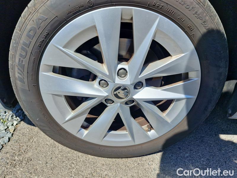  Skoda  Octavia  Lim. (NX3)(2020)  2.0TDI 85 Style 5d #6